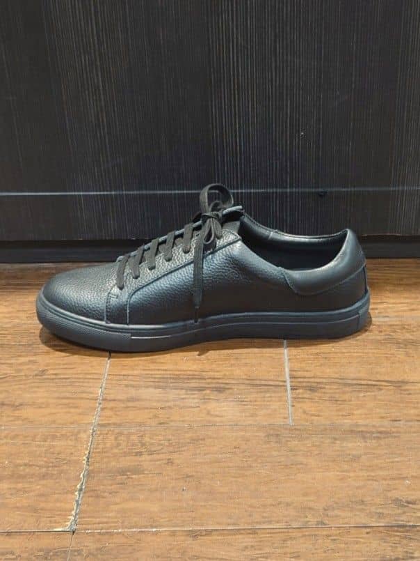 あまえびさんの「TAKEO KIKUCHI｜レザースニーカー」を使ったコーディネート