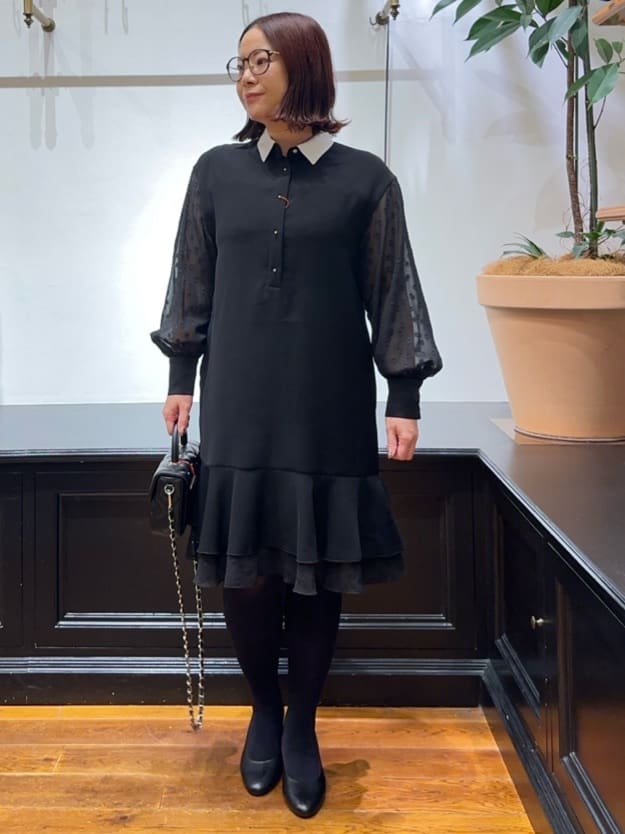 Asamiさんの「DRESSTERIOR｜◆【ウォッシャブル】ダブルクロスボリュームスリーブミニワンピース」を使ったコーディネート