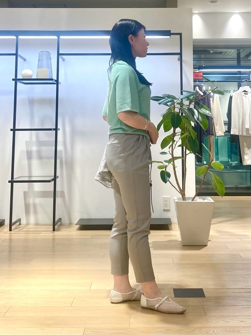 misakiさんの「INDIVI｜バイカラーショートネックレス」を使ったコーディネート