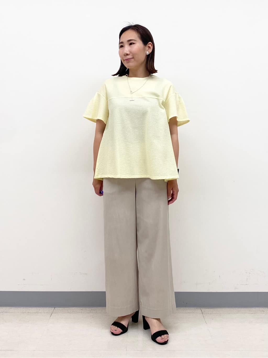 YUKARIさんの「INDIVI｜【洗える／UVケア／SETUP可能】ドロストワイドパンツ」を使ったコーディネート