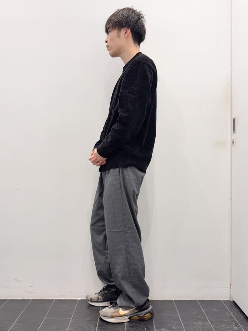 ちびちゃんさんの「THE SHOP TK｜【触れるたびに心地良い】ライトモールニット　洗濯機OK/ユニセックスでおすすめ！」を使ったコーディネート