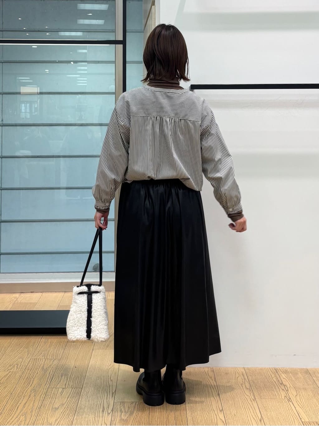 asamiさんの「INDIVI｜【洗える】胸元タックフリル長袖ブラウス」を使ったコーディネート