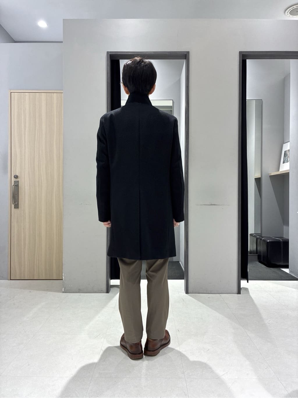 わいずみさんの「TAKEO KIKUCHI｜【ウールカシミヤブレンド】ビーバー調 スタンドカラー コート」を使ったコーディネート
