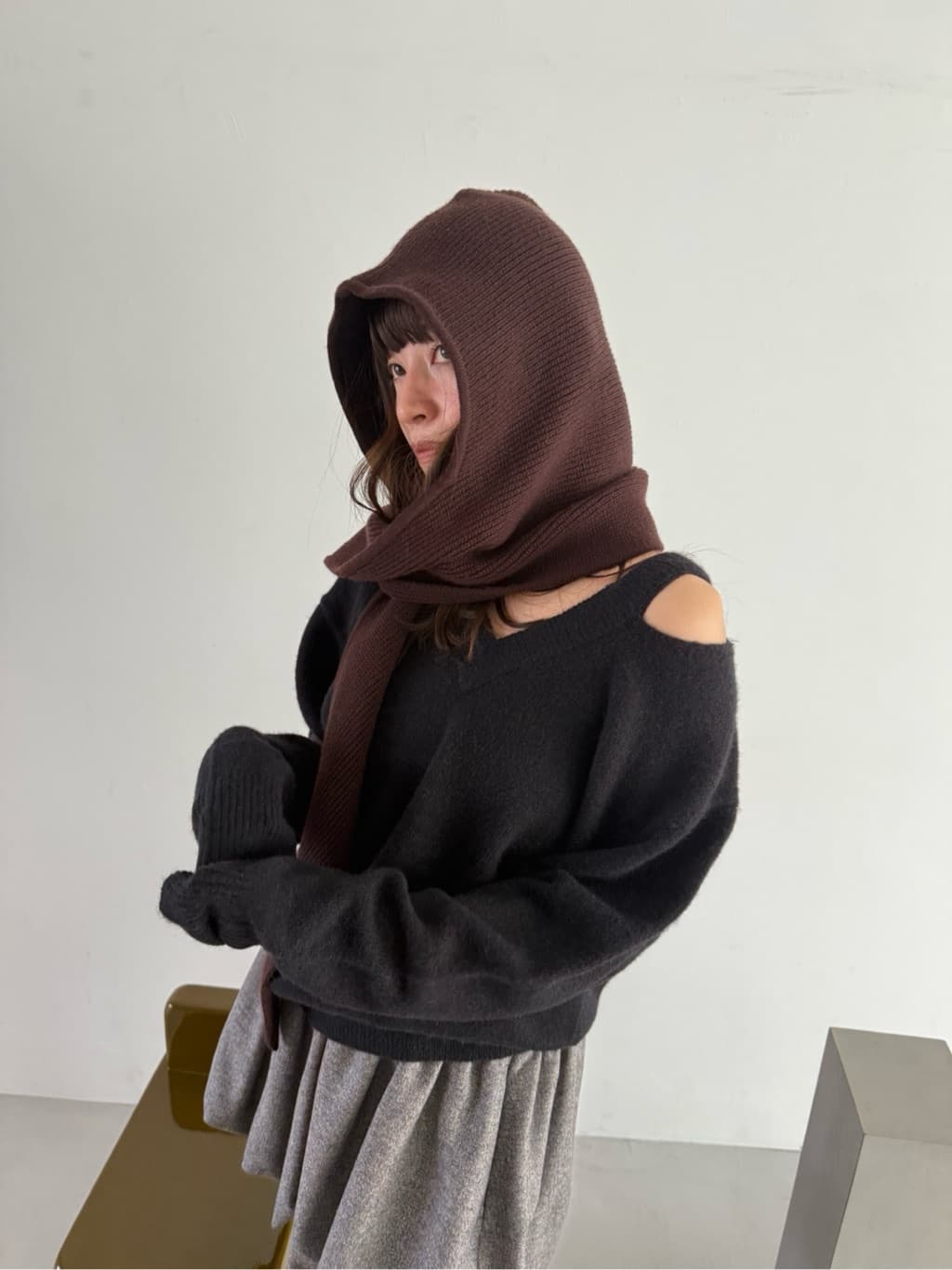 miyu maesakaさんの「CODE A｜M cloudy over V pullover」を使ったコーディネート