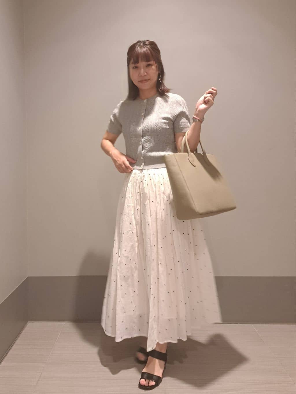 Takahashiさんの「DRESSTERIOR｜◆スクエアシュリンクレザー トートバッグ」を使ったコーディネート
