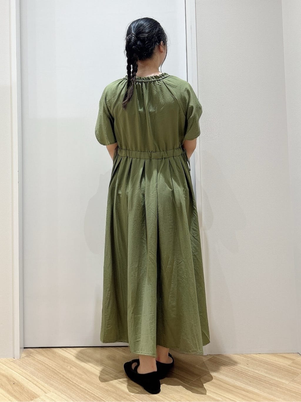 みいさんの「grove｜最終お値下げ！！【人間工学】つつまれフィットバレエシューズ （抗菌防臭加工裏地使用）」を使ったコーディネート