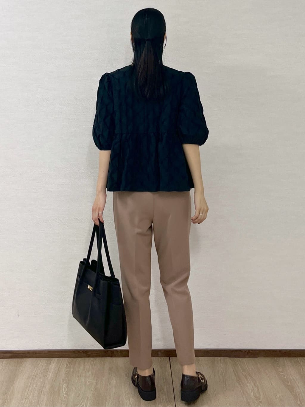 sachikoさんの「OPAQUE.CLIP｜ふくれジャカードペプラムブラウス【洗濯機洗い可】」を使ったコーディネート