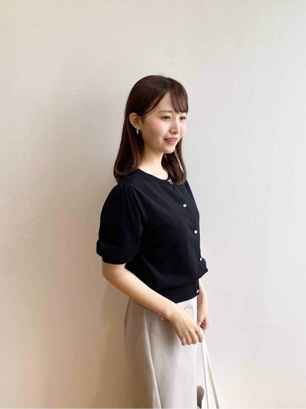 みさかさんの「index｜バックフレアマーメイドスカート【洗濯機洗い可／イージーアイロン】」を使ったコーディネート