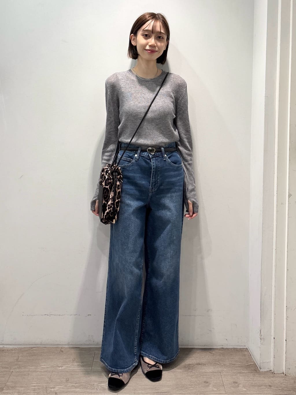 ぶまりんさんの「OPAQUE.CLIP｜ストレッチバギーデニム【洗濯機洗い可】《SS～LL》」を使ったコーディネート