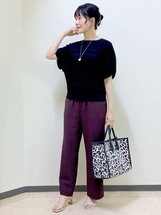 beni_gingerさんの「Reflect｜【接触冷感／マシンウォッシュ可／ウエスト総ゴム】ワイドシルエットパンツ」を使ったコーディネート