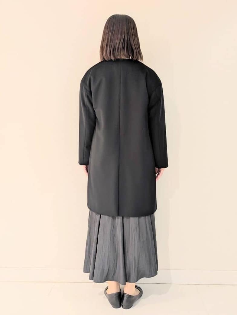tomoさんの「UNTITLED｜【洗える/薄手/ウール100%】Vネックロングウールニット」を使ったコーディネート
