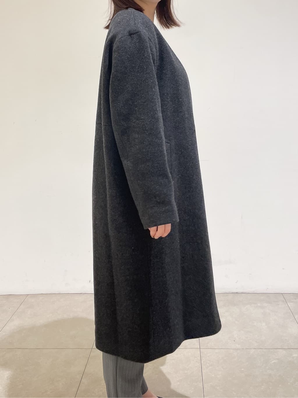 emikaさんの「INDIVI｜【軽量／ウール混】ライトフォルム ロングコート」を使ったコーディネート