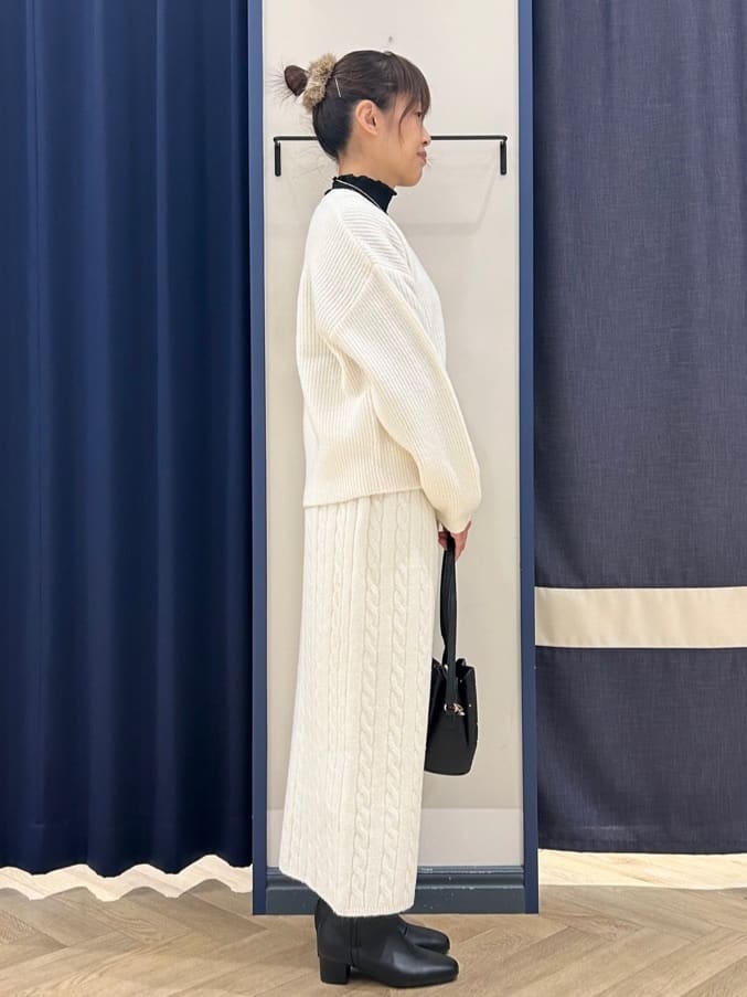 Orikaさんの「grove｜【SETITEM】オーバーサイズ畔カーディガン」を使ったコーディネート
