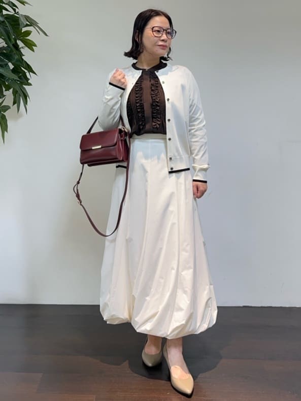 Asamiさんの「UNTITLED｜【アンサンブル可/薄手】ベーシッククルーネックカーディガン」を使ったコーディネート