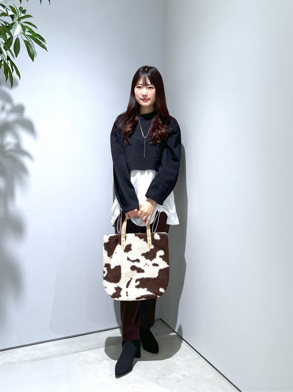Renoさんの「INDIVI｜レイヤードダンボールスウェット」を使ったコーディネート