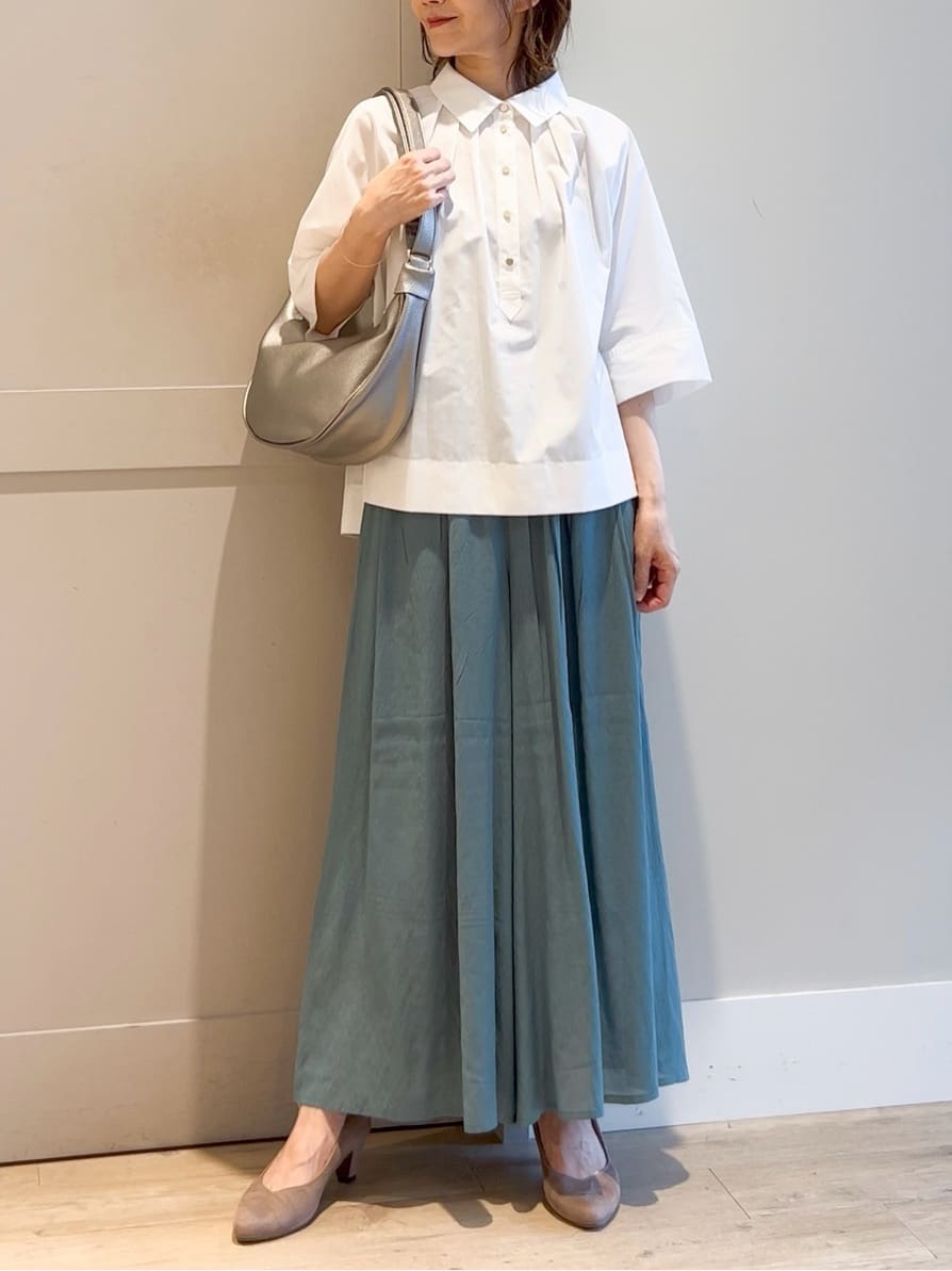 yamakoさんの「grove｜ラウンドメタルバングル」を使ったコーディネート