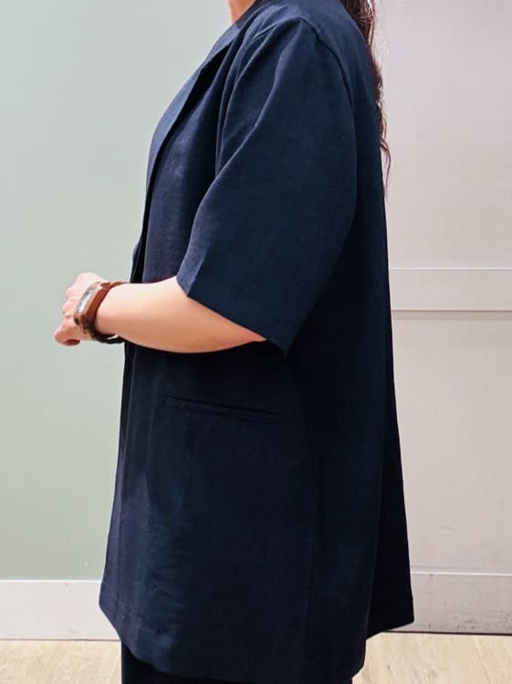 Komi☆さんの「grove｜軽やかに羽織れて、きちんと見え ハーフスリーブテーラードジャケット」を使ったコーディネート