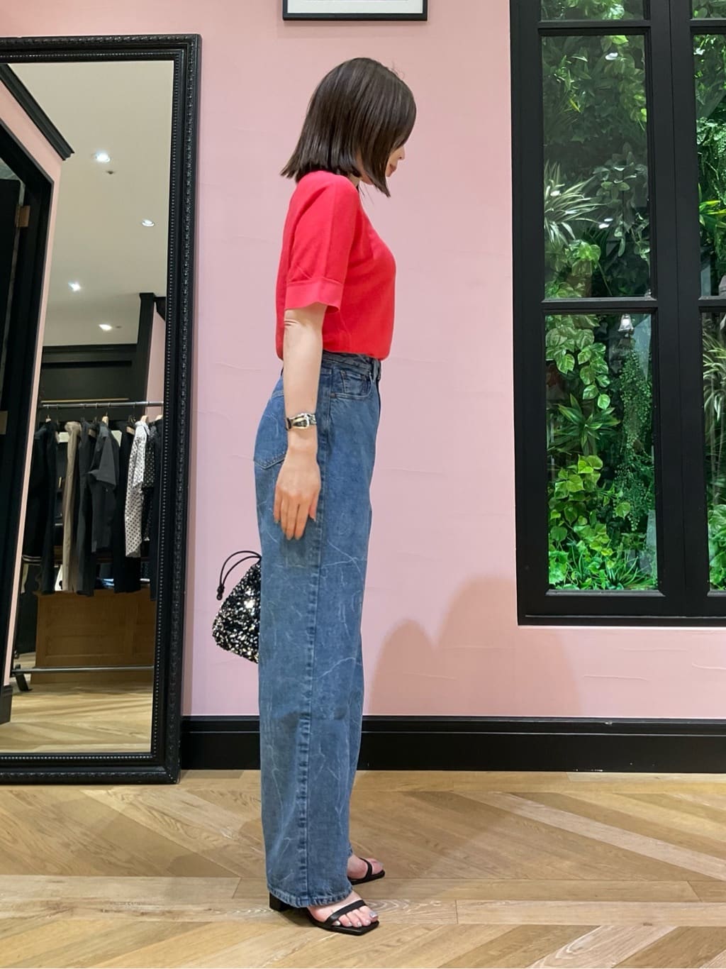 maruさんの「DRESSTERIOR｜スパンコール2WAY巾着バッグ」を使ったコーディネート
