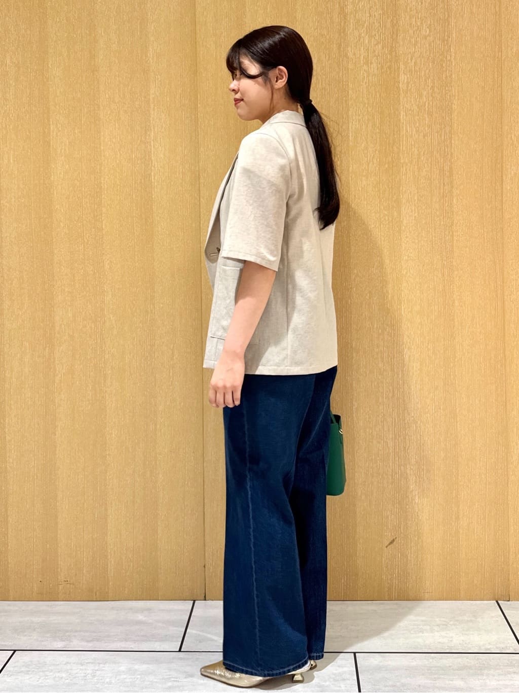 nanaさんの「UNTITLED｜【グレー/ブルー/ジーンズ】ソフトワイドデニムパンツ」を使ったコーディネート