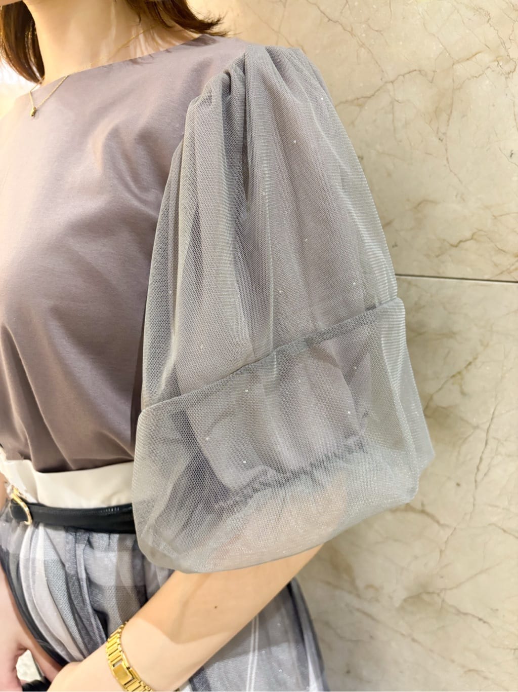 hさんの「index｜チュールラメチェックフレアスカート【洗濯機洗い可／防シワ】」を使ったコーディネート