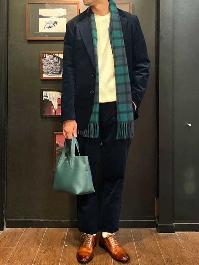 KDDさんの「TAKEO KIKUCHI｜【Sサイズ～】ストレッチコーデュロイ ジャケット」を使ったコーディネート
