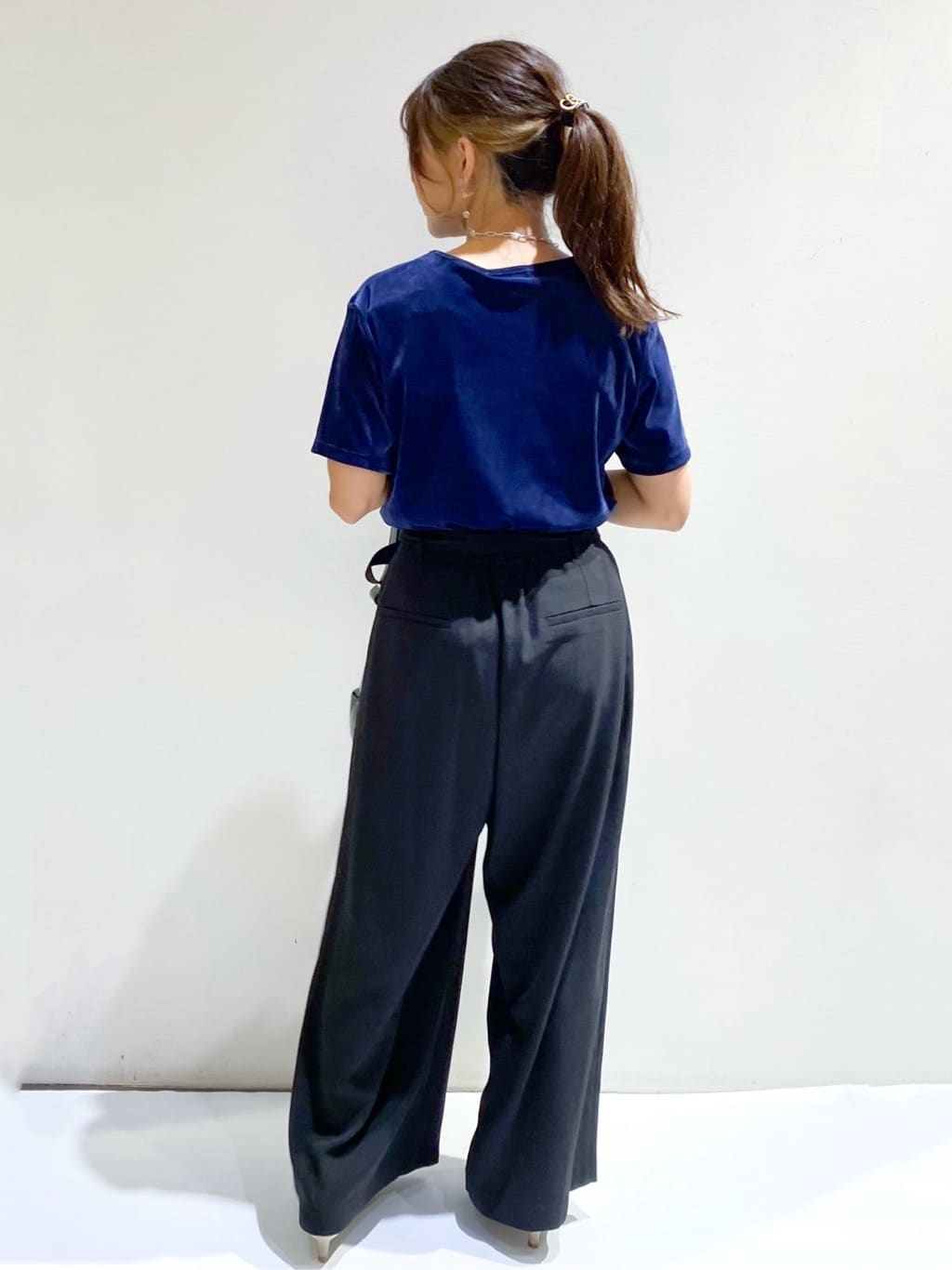 ちぃさんの「OPAQUE.CLIP｜フロッキーチュールTシャツ【洗濯機洗い可】」を使ったコーディネート