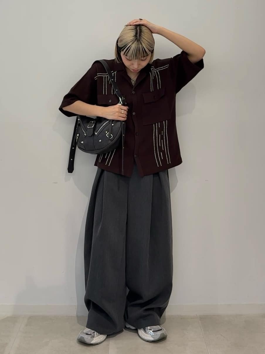 川本葵さんの「tk.TAKEO KIKUCHI｜ウェスタンポロカーディガン」を使ったコーディネート