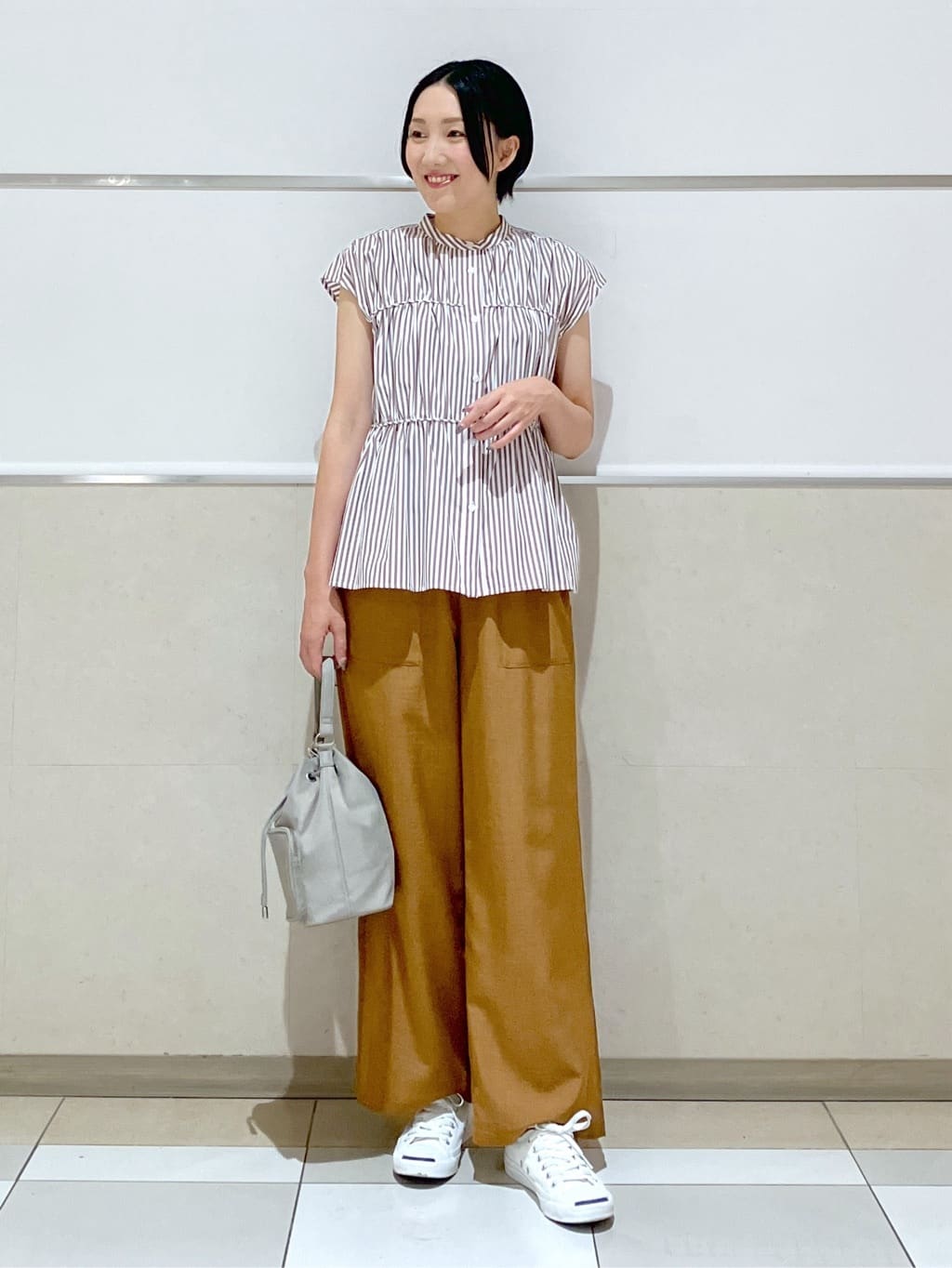 eriko さんの「Dessin｜【洗える】ストライプ柄ギャザーブラウス」を使ったコーディネート