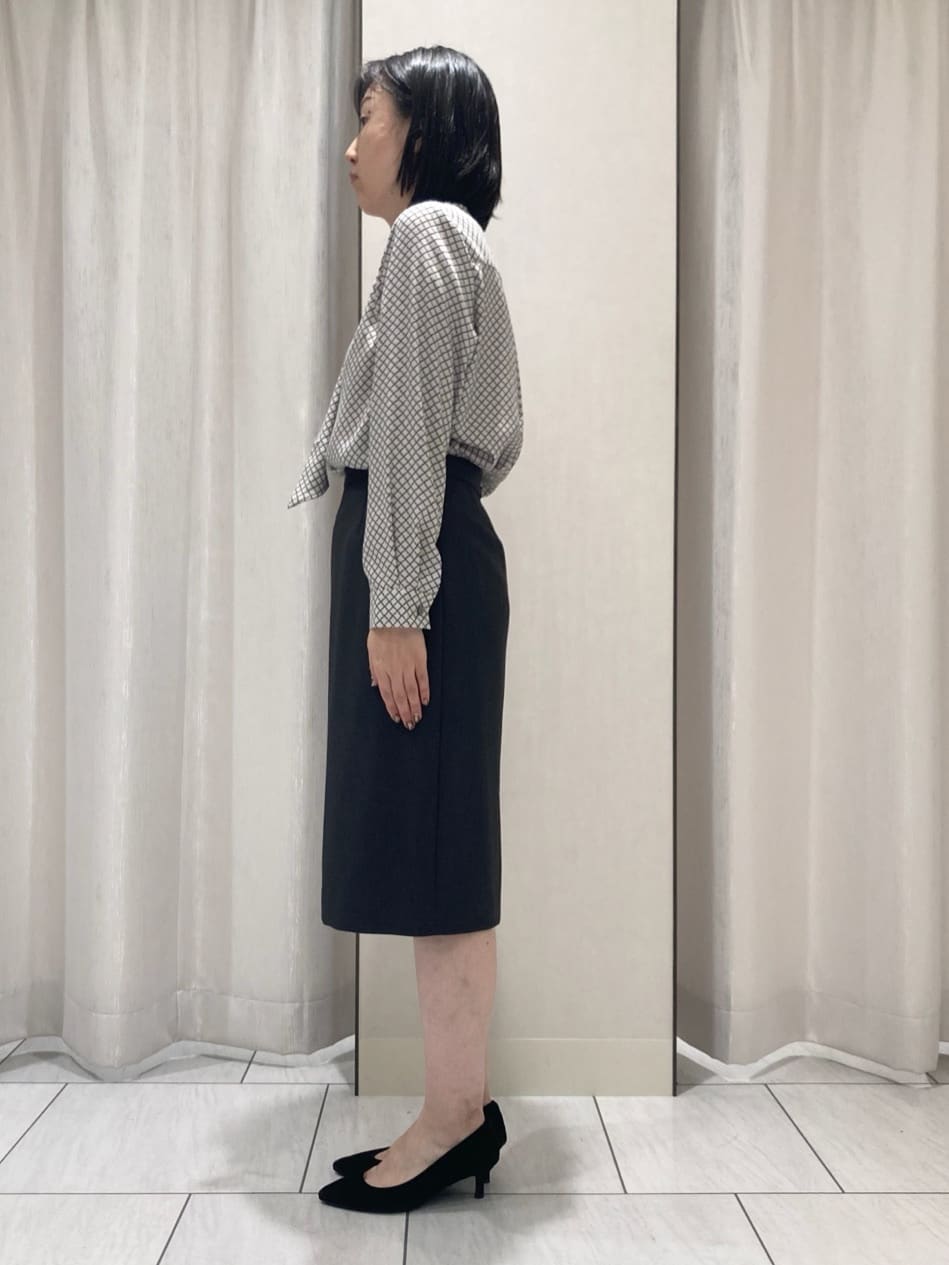 わたなべさんの「UNTITLED｜【洗える/お仕事スーツ】ドライメランジ カラーレスジャケット」を使ったコーディネート