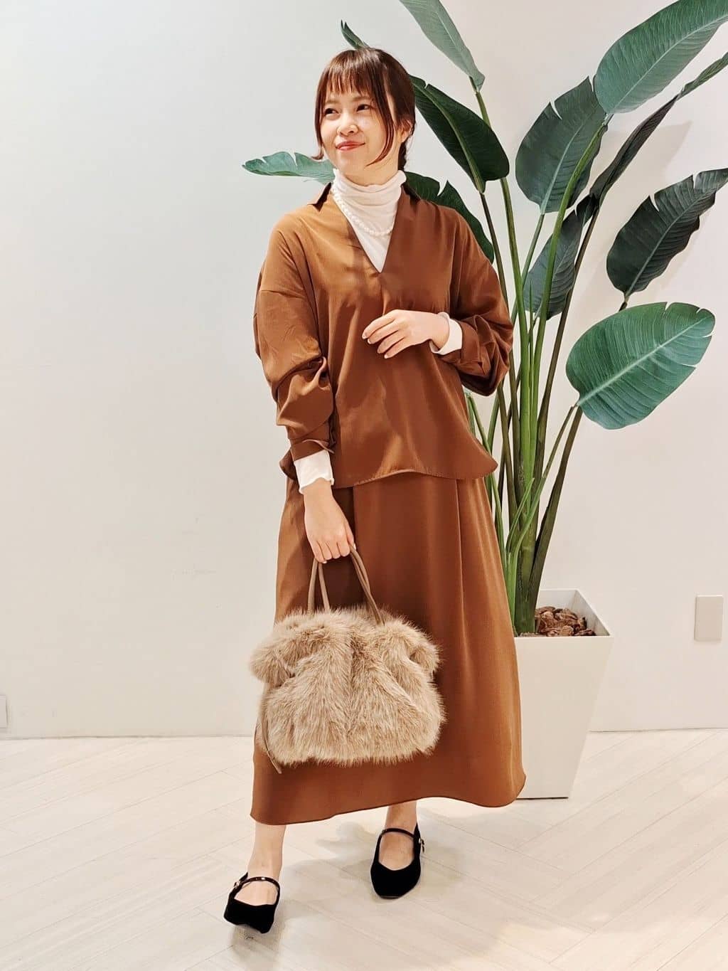 YuKaRiさんの「UNTITLED｜【セットアップ可/スキッパー/ゆったり】リラクパウダーシャツ」を使ったコーディネート