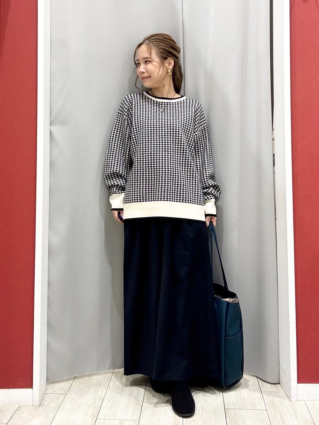 shioさんの「SHOO･LA･RUE｜【S-LL/2点セット】脚のラインを拾いにくい ベルト付きタックスカーチョパンツ」を使ったコーディネート
