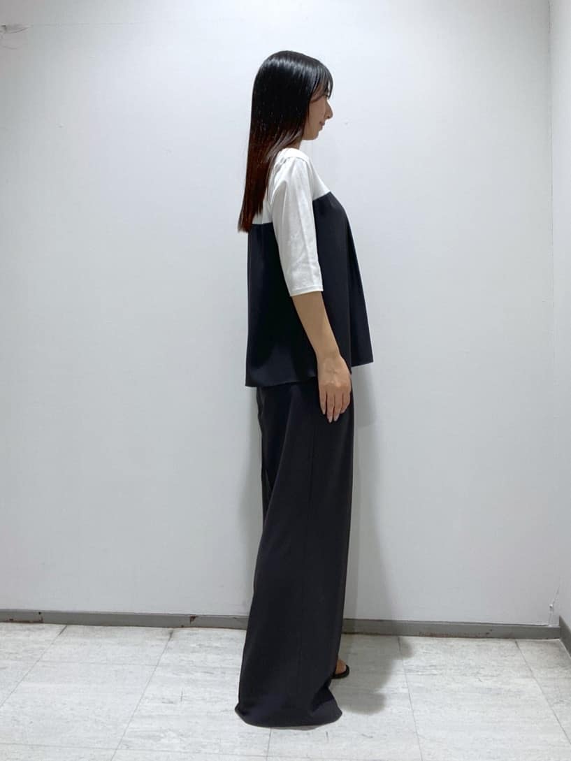 meiさんの「INDIVI｜【セットアップ可能】ビスチェレイヤード風トップス」を使ったコーディネート