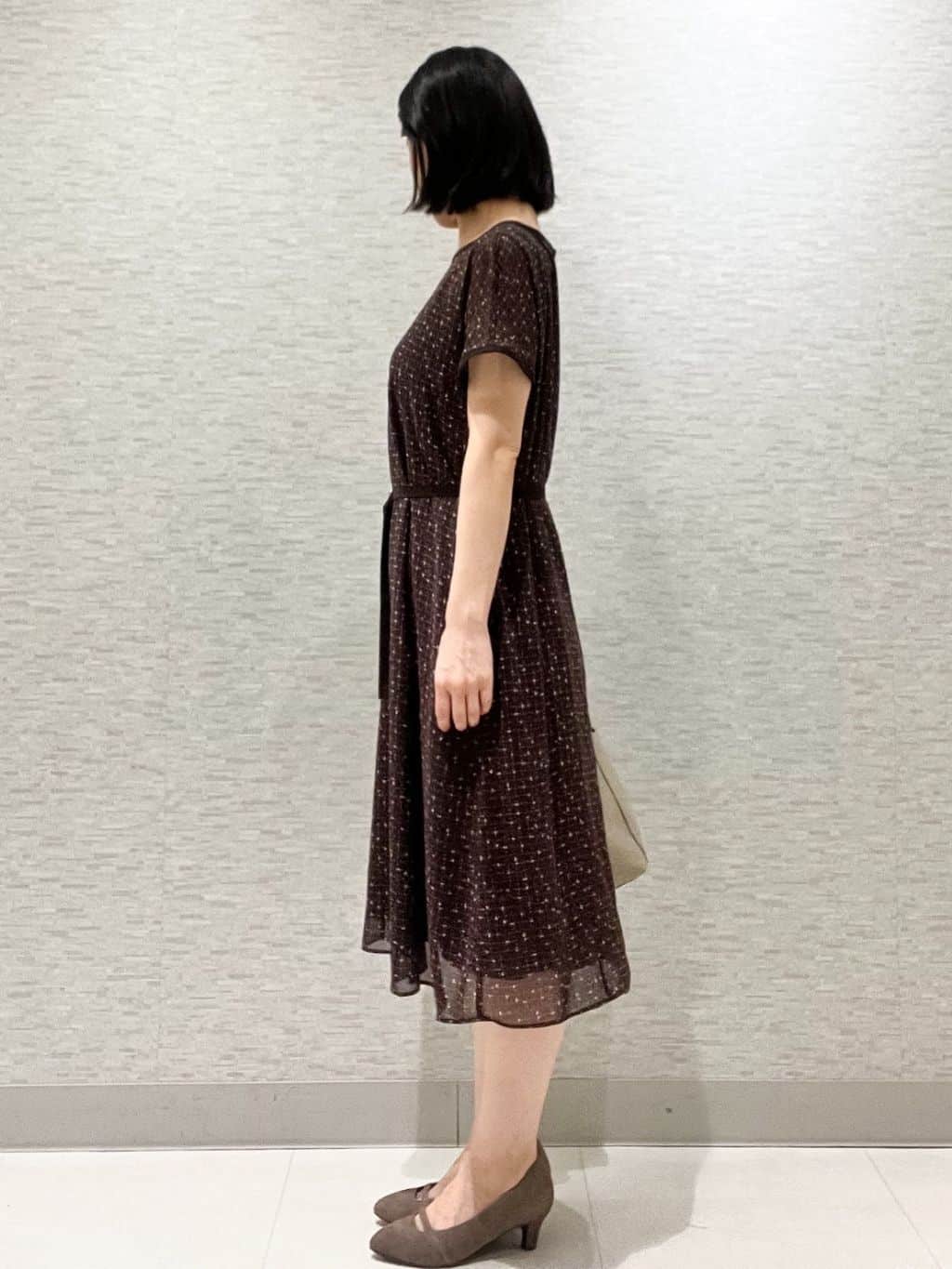 marikoさんの「Reflect｜【WEB先行カラーあり／マシンウォッシュ可／ナローベルト付き】オフボディツイードチェックワンピース」を使ったコーディネート