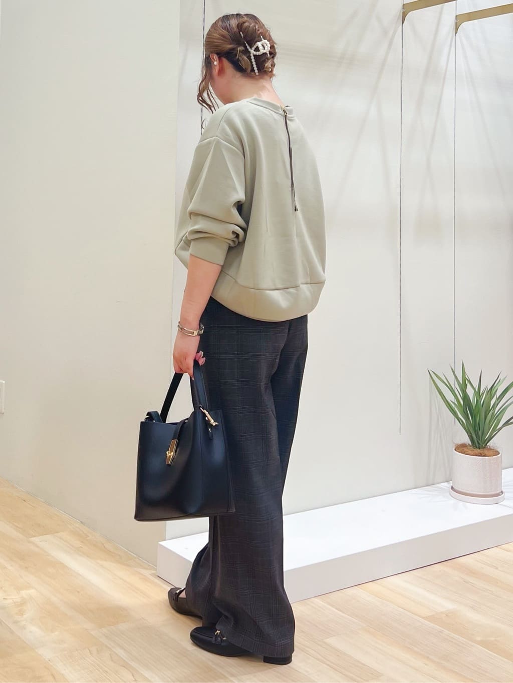 みことさんの「grove｜【洗える】毎日履きたいチェックワイドパンツ」を使ったコーディネート