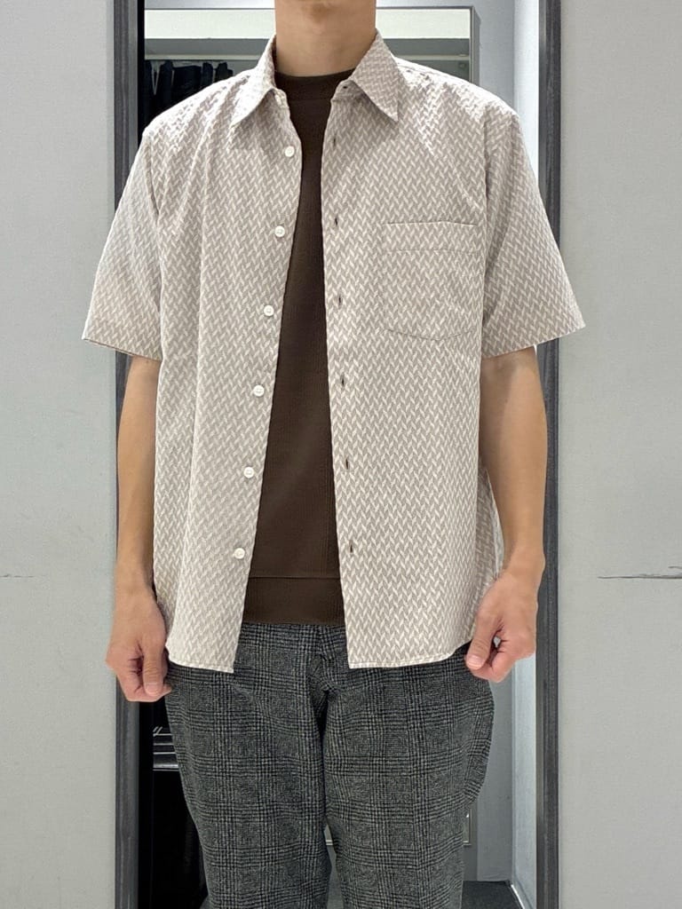 わいずみさんの「TAKEO KIKUCHI｜【抗菌防臭】COOL DOTS（R）ドビープリント パンツ」を使ったコーディネート