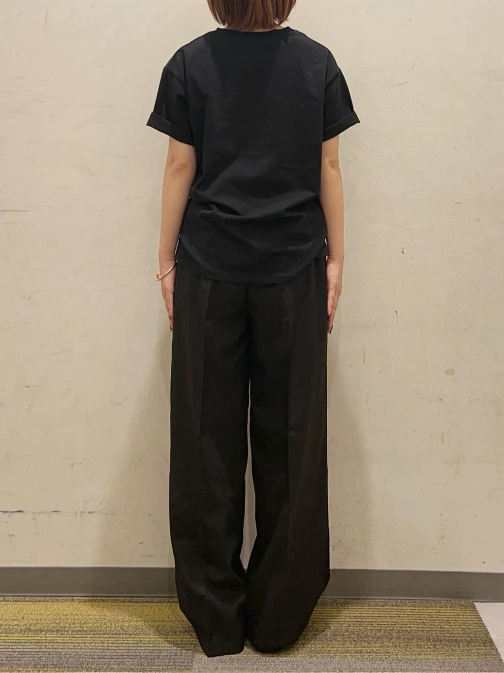 かのさんの「THE SHOP TK｜フォトアソートTシャツ【接触冷感/UV/毛玉になりにくい/洗濯機OK】」を使ったコーディネート