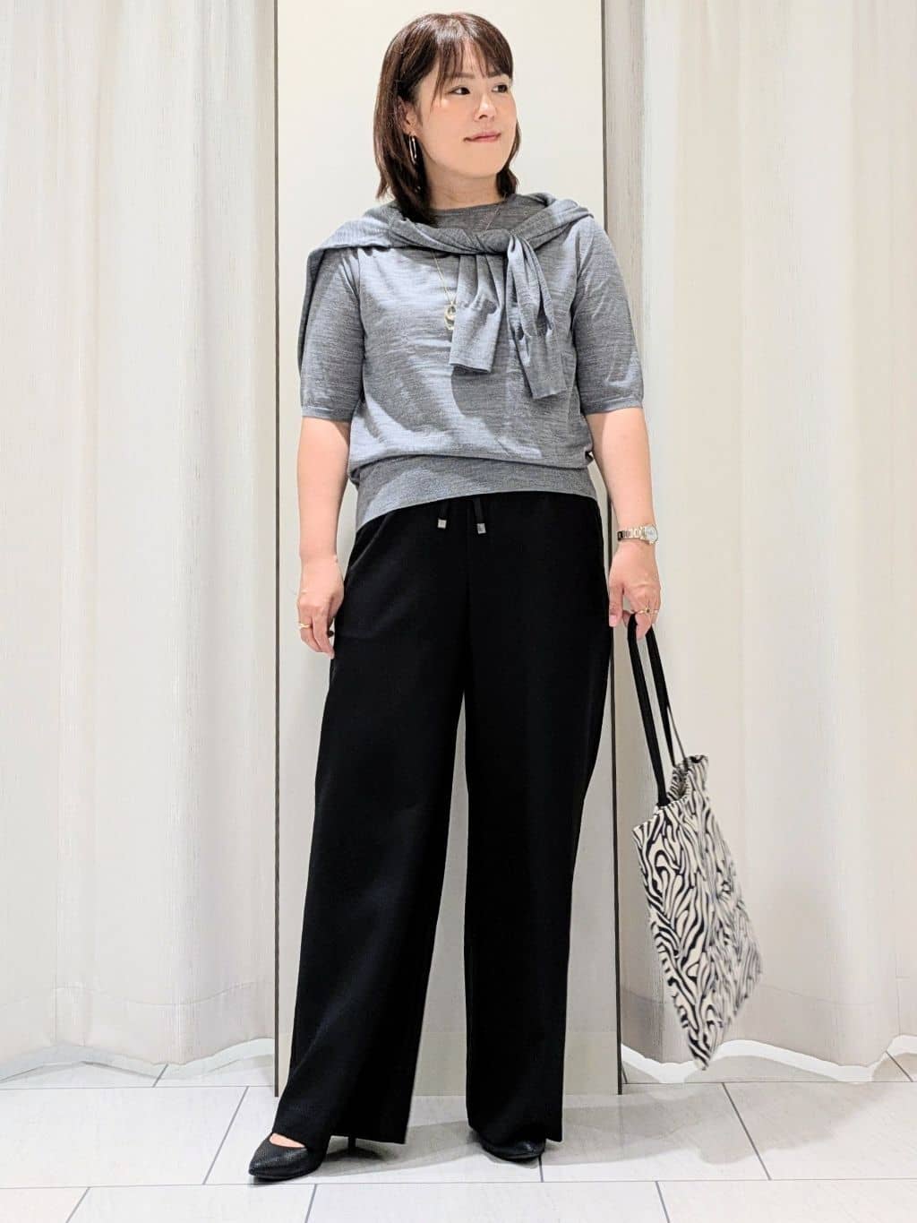 Onumaさんの「UNTITLED｜【アンサンブル可/洗える/Vネック】ウールシルクカーディガン」を使ったコーディネート