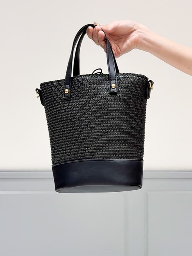 moeさんの「grove｜ドットで華やぐ　軽やかマーメイドスカート」を使ったコーディネート