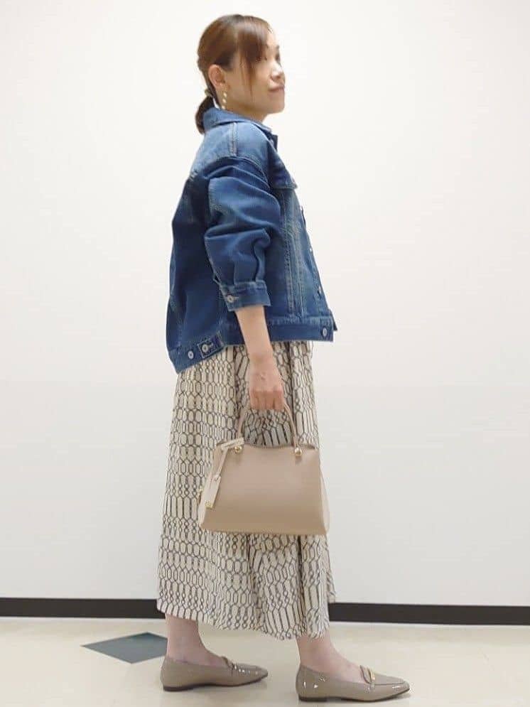 chieさんの「index｜【2WAY／名品】バイカラーミドルボストンバッグ」を使ったコーディネート