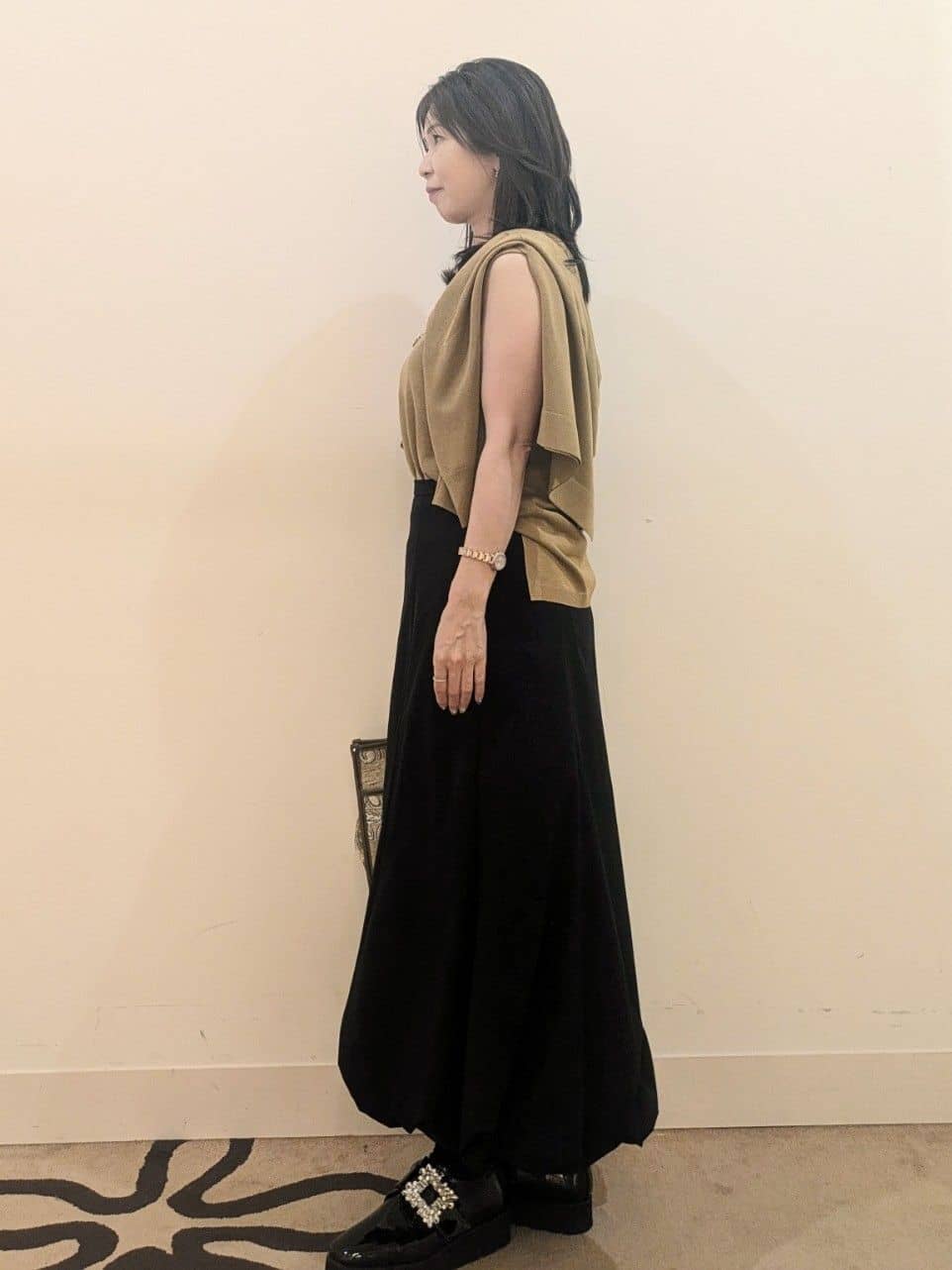 laverさんの「UNTITLED｜【アンサンブル可/洗える】シアーノースリーブ プルオーバー」を使ったコーディネート