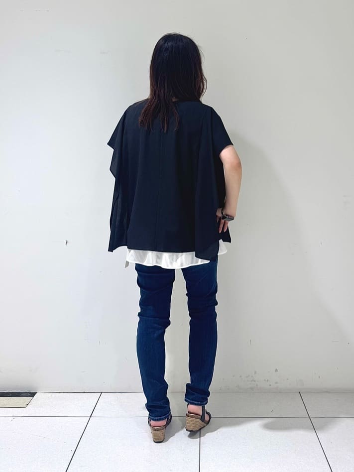 そんさんの「INDIVI｜【体型カバー】スクエアブラウス」を使ったコーディネート