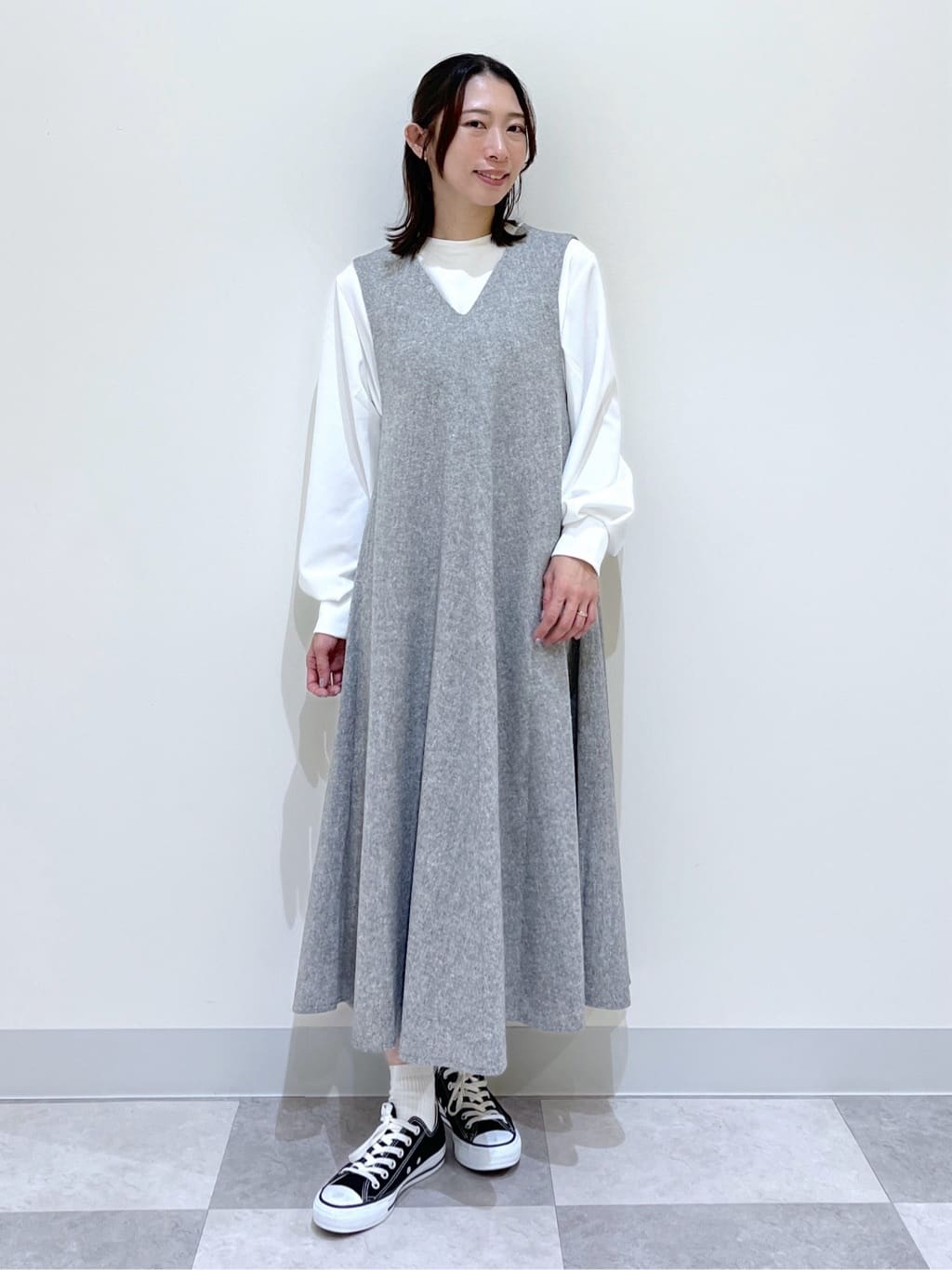 canaさんの「Dessin｜【洗える】Vネックジャンパースカート」を使ったコーディネート