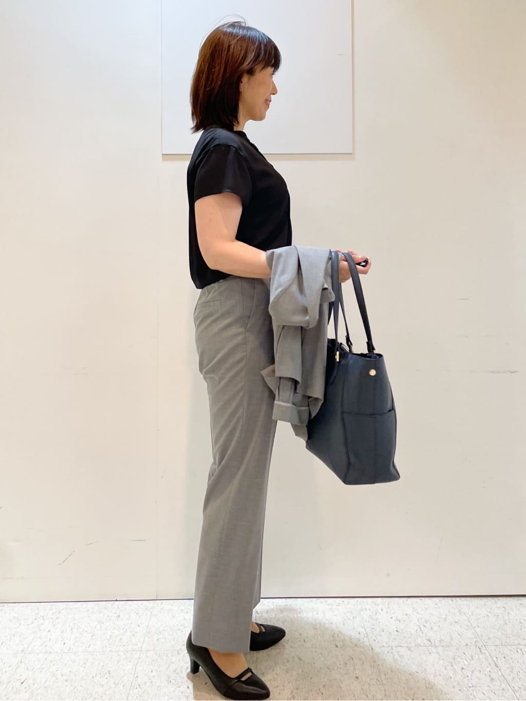 めいさんの「Reflect｜【インナーに◎／すっきり見え！長め丈】タックデティールブラウス」を使ったコーディネート