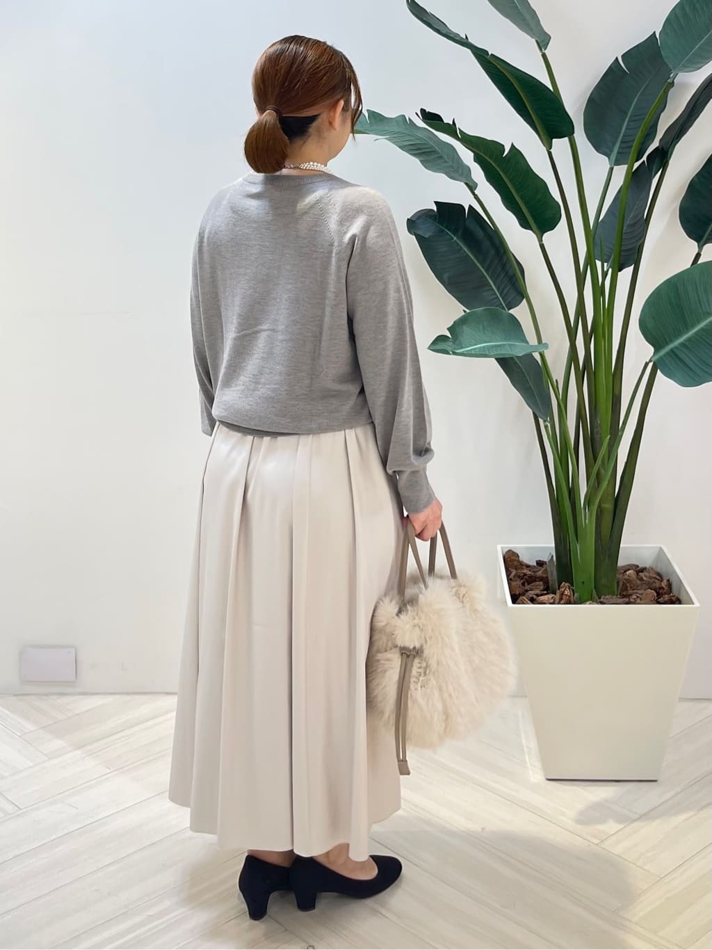 Tomoさんの「UNTITLED｜【8色展開／コンパクト丈】レーヨン混 コクーンニット」を使ったコーディネート