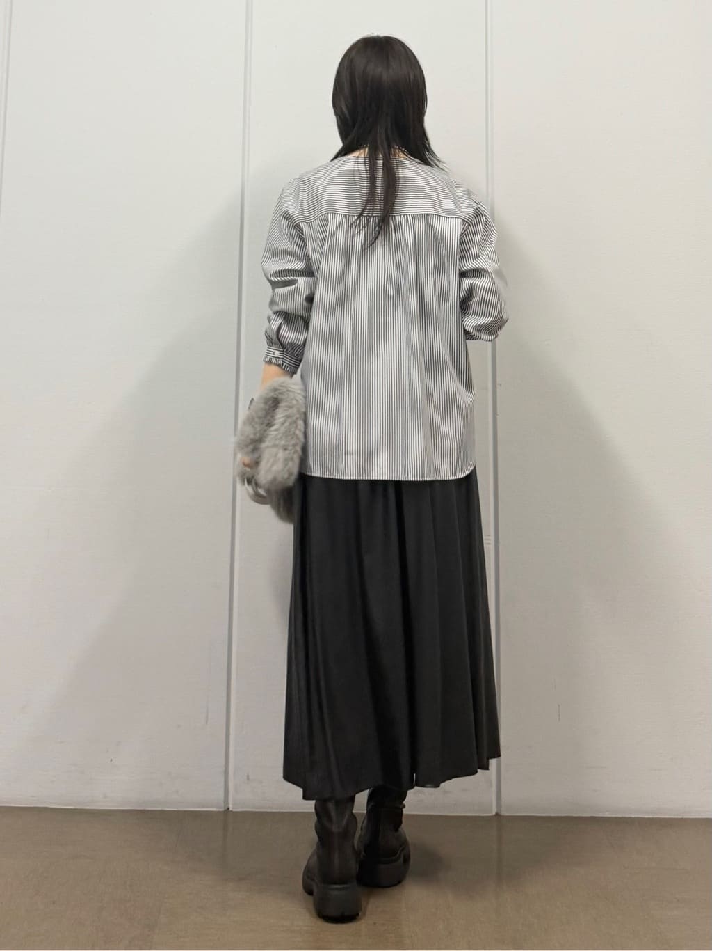 mizukiさんの「INDIVI｜【洗える】胸元タックフリル長袖ブラウス」を使ったコーディネート