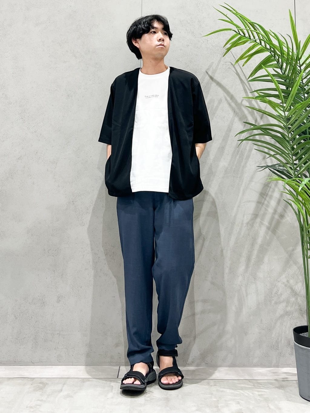 SHI-MAさんの「THE SHOP TK｜五分袖カーディガン+半袖Tシャツセットアイテム 洗濯機OK」を使ったコーディネート