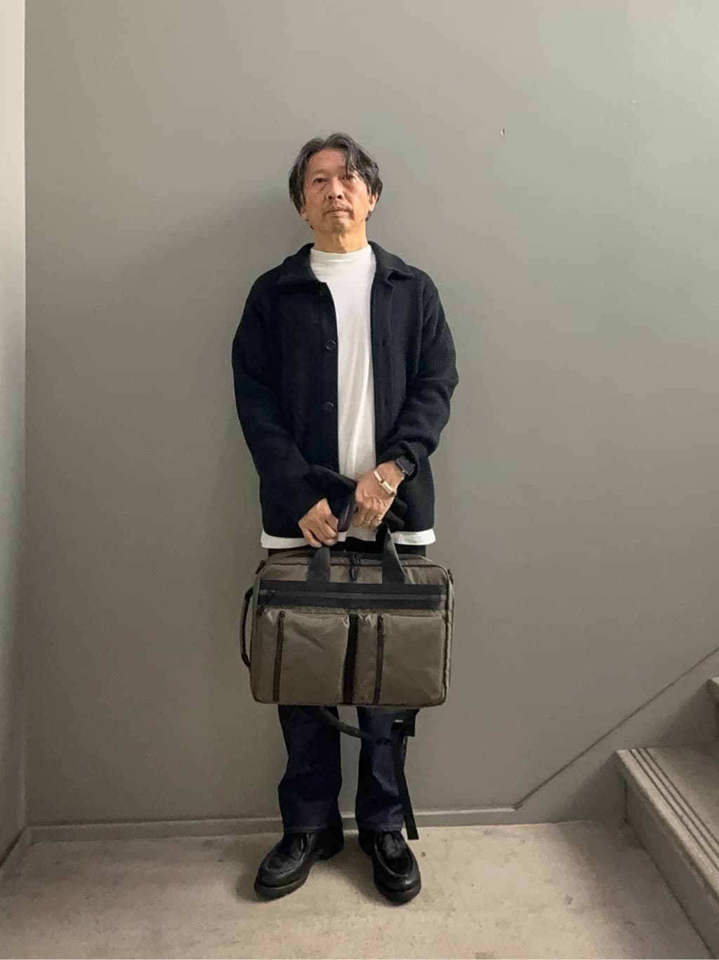 デザイナーTAKEman さんの「TAKEO KIKUCHI｜【モンスターストレッチ】日本製 ワンウォッシュ デニムパンツ」を使ったコーディネート