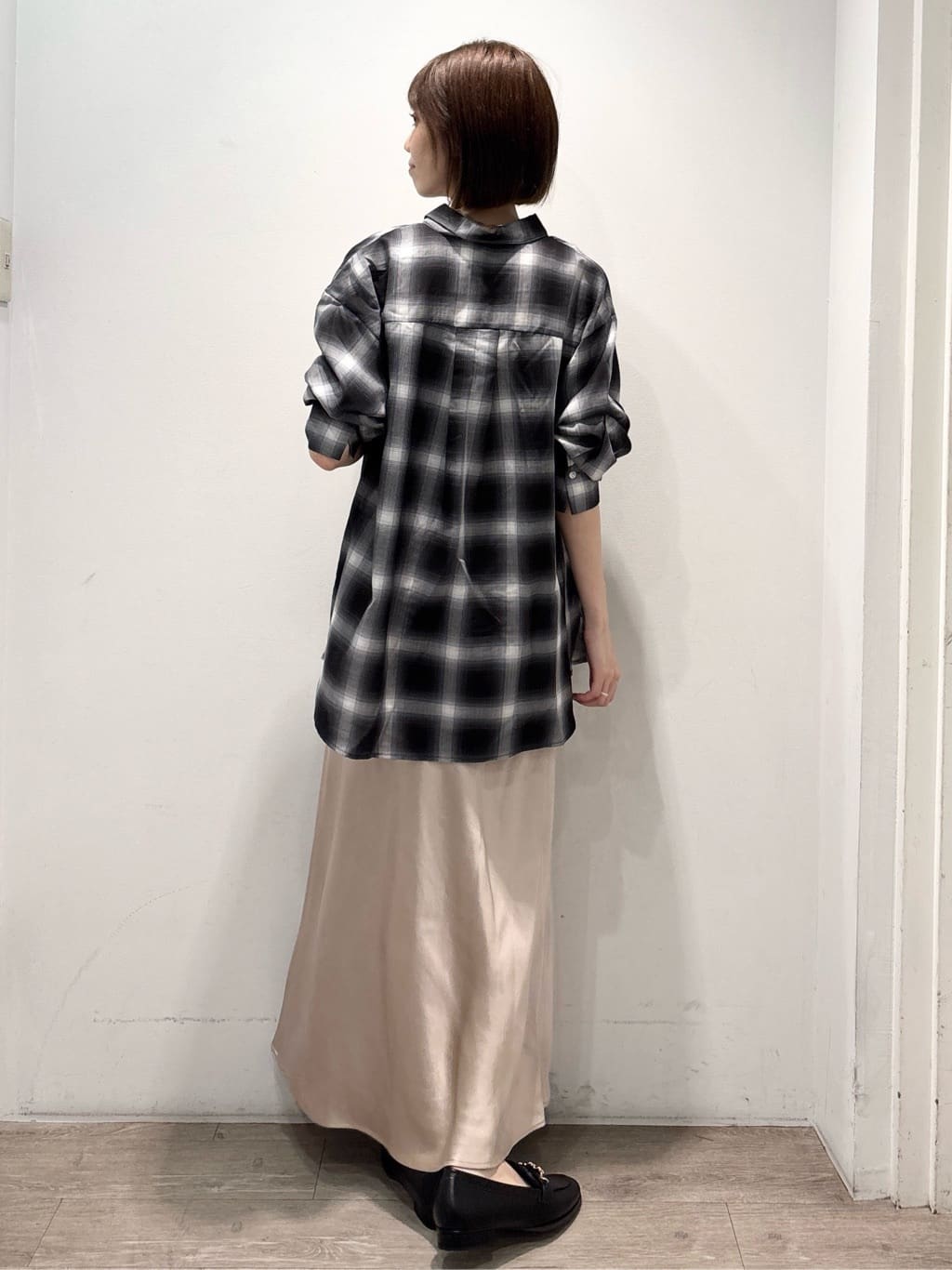 ぶまりんさんの「OPAQUE.CLIP｜オンブレチェックシャツ【洗濯機洗い可】」を使ったコーディネート