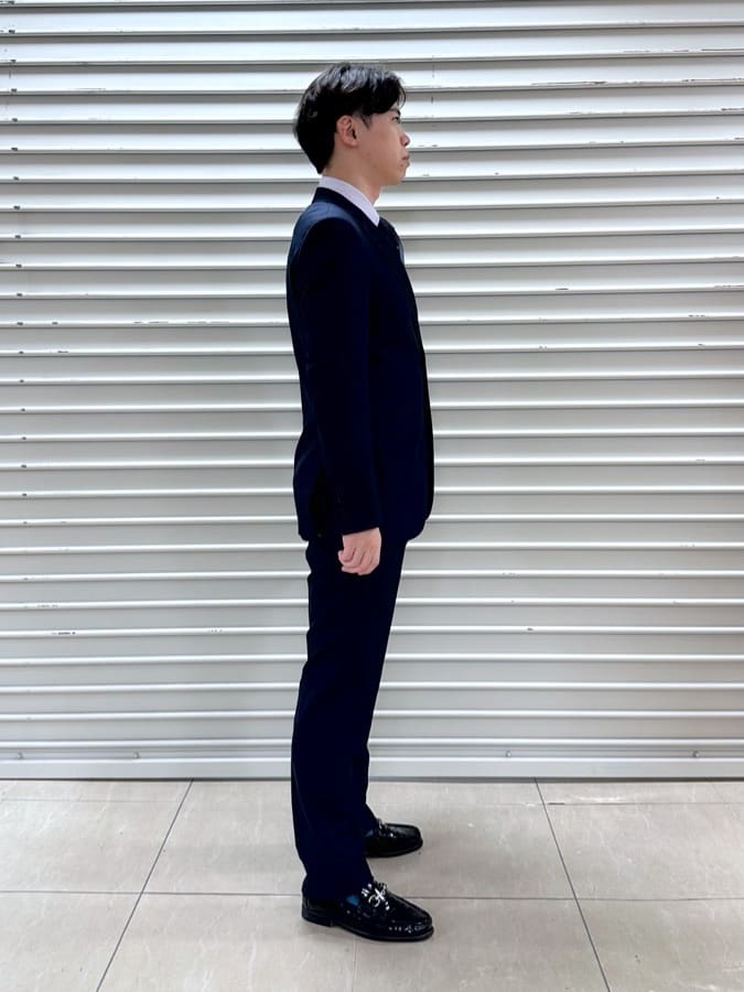イッシーさんの「TAKEO KIKUCHI｜シャドーオルタネートストライプ スーツ」を使ったコーディネート
