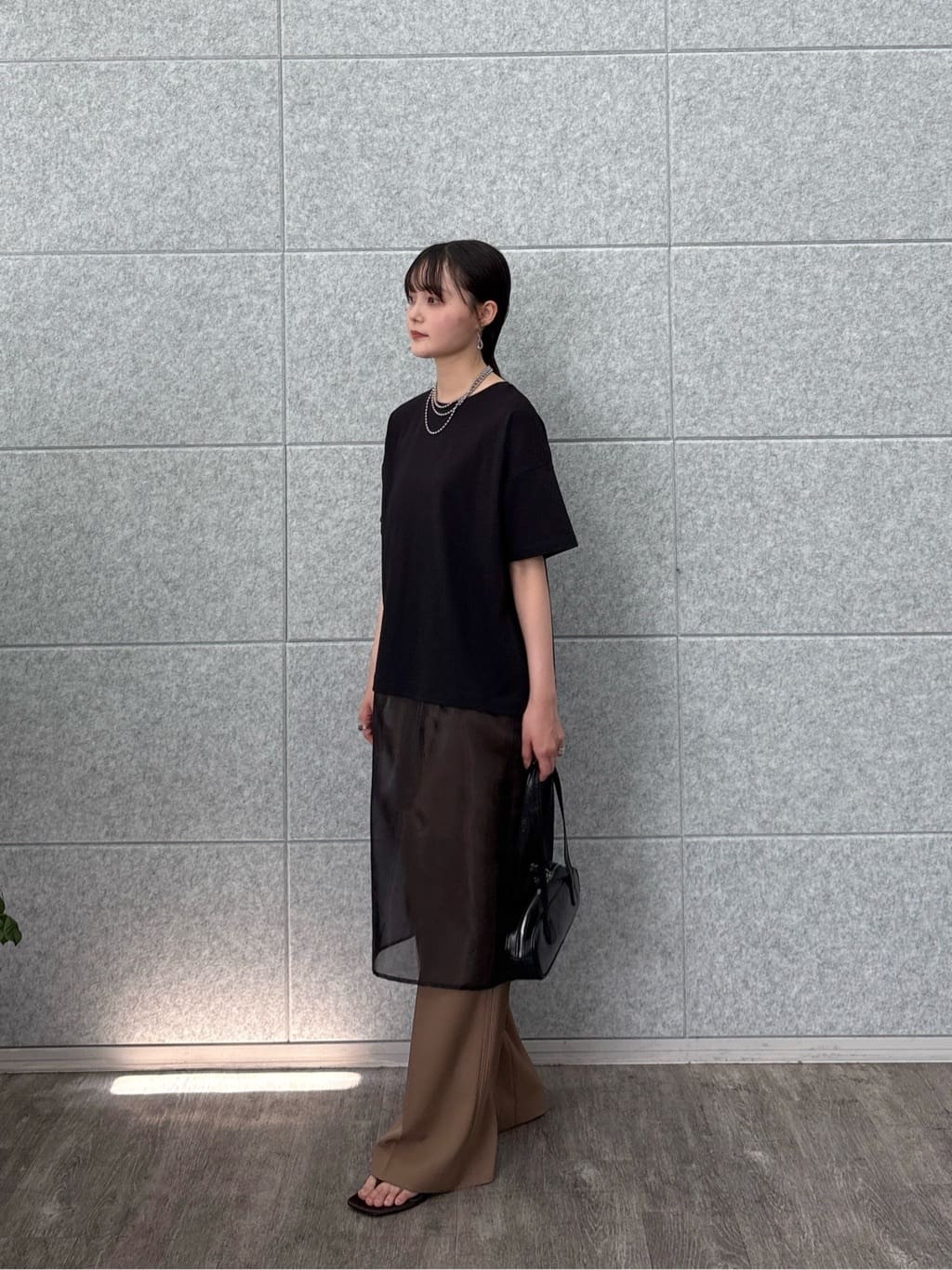 akiさんの「INDIVI｜シアードッキングTシャツ」を使ったコーディネート